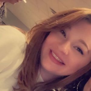 Meet your Posher, Caitlin